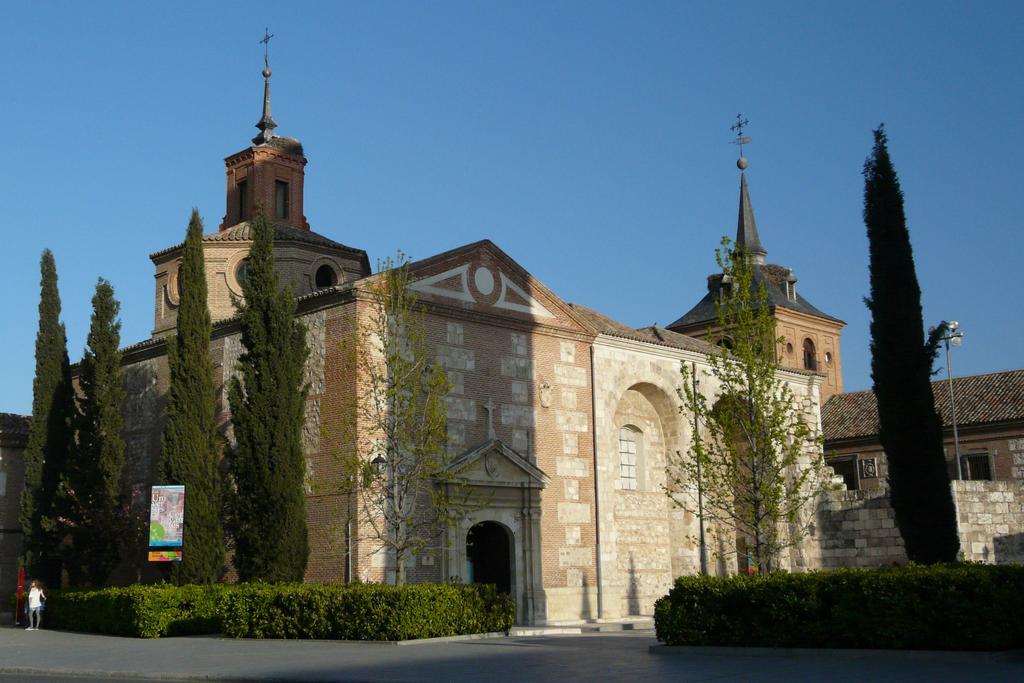 Ciudad De Alcala Hotel Alcala de Henares Exterior photo